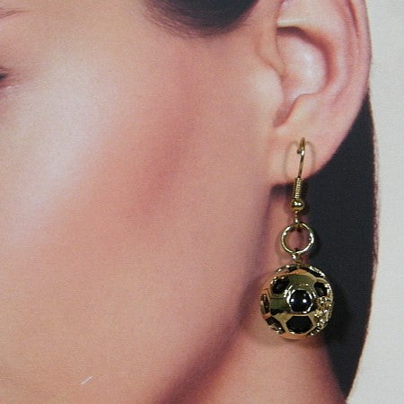 Gold Engelsrufer earring with an onyx ball