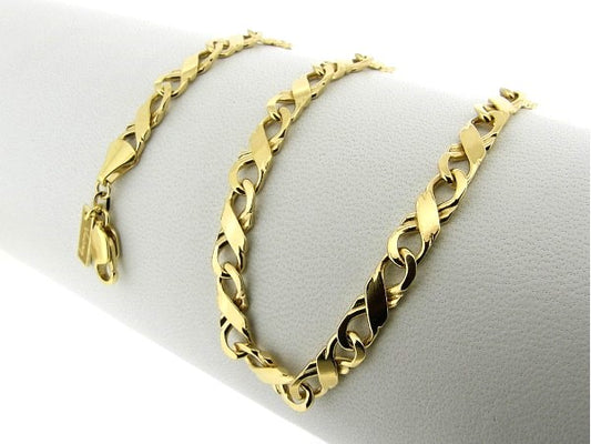 Gold diamond-cut gourmette chain