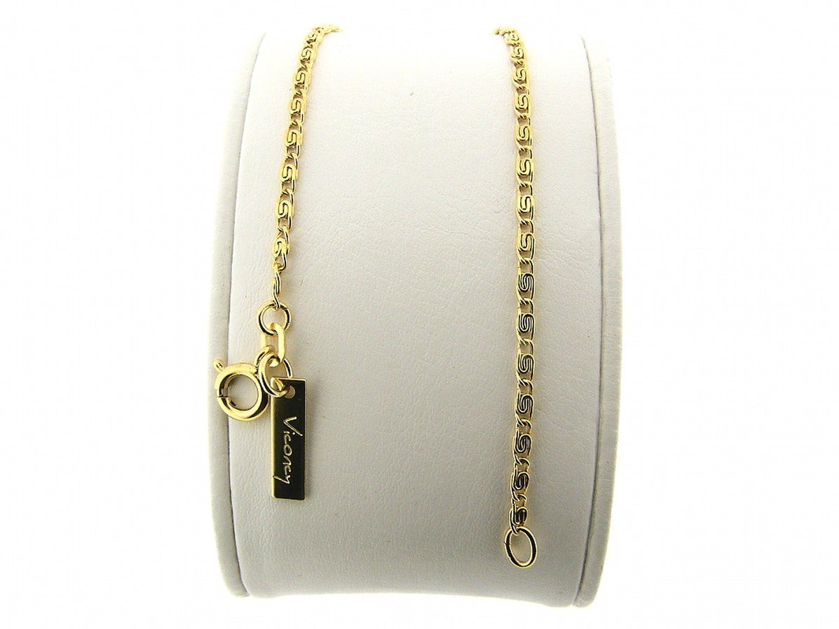 Gold necklace with flat mini king's links