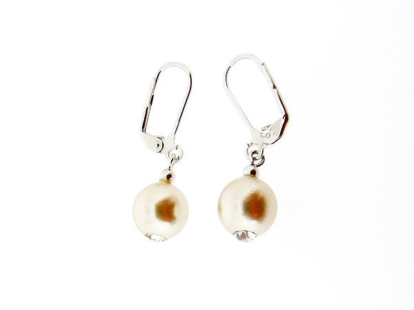 Parel oorhanger ingelegd met Swarovski  kristallen